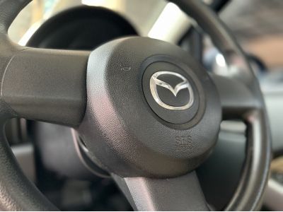 Mazda2 Elegance ปี 2012 เกียร์ธรรมดา สีเทาดำ  รูปที่ 9